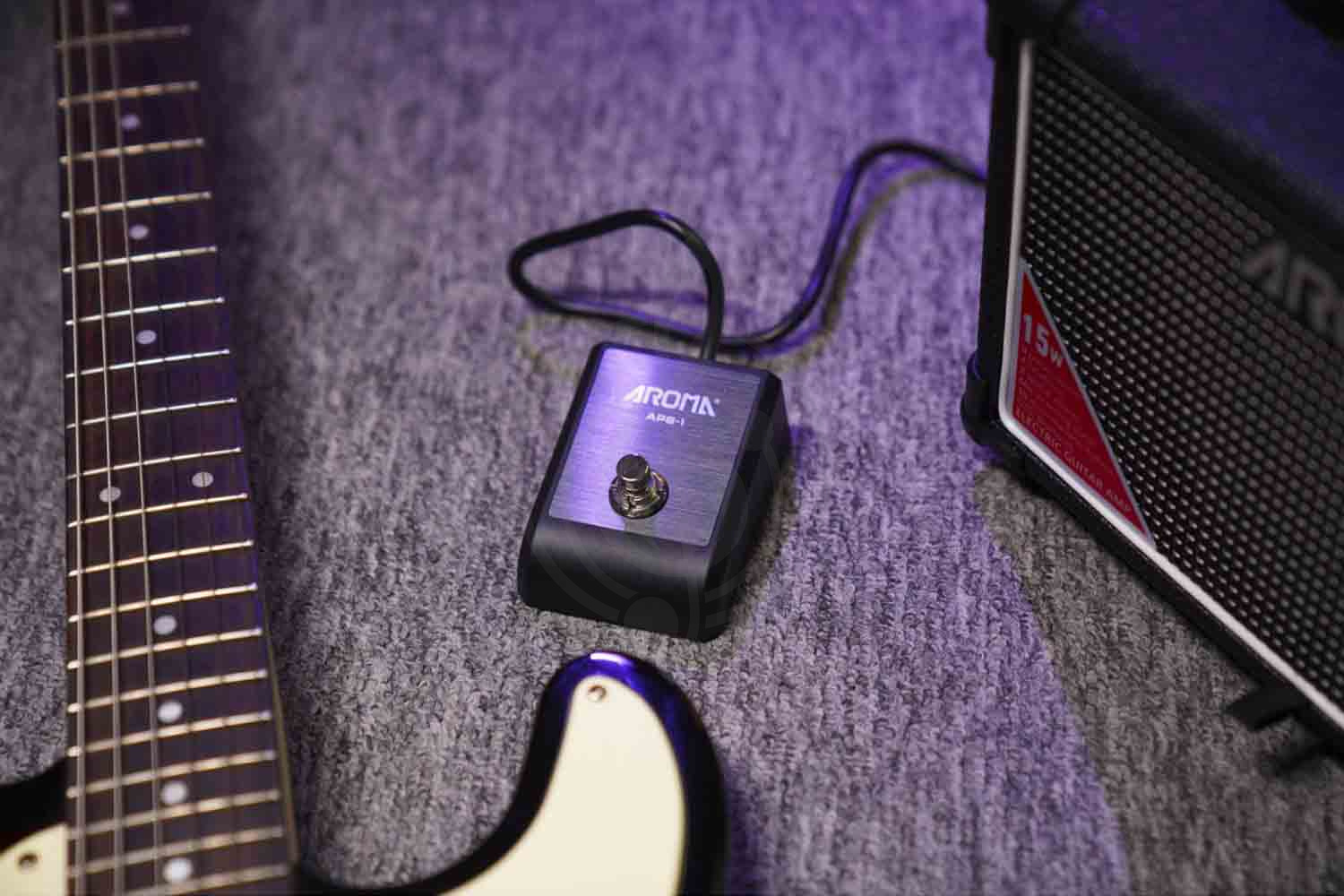 Комбоусилитель для электрогитары AROMA TM-15S - Комбоусилитель для электрогитары, Aroma TM-15S в магазине Доминанта мьюзик - фото 2