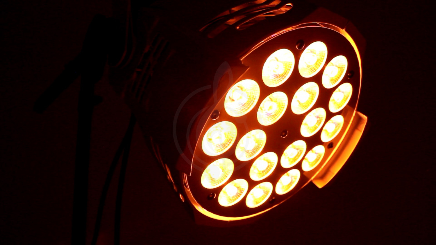 Заливной светильник (LED wash) Заливные светильники (LED wash) Art Wizard ART WIZARD WPLA1815RGBWA+UV Светодиодный прожектор 18*15W 6 в1 RGBWA+UV  WPLA1815RGBWA+UV - фото 11
