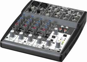 Изображение Behringer Xenyx 802