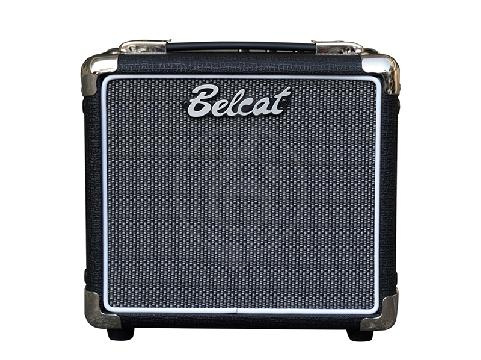 Изображение Belcat Merit-10 Гитарный комбоусилитель, 10Вт, (работает от батареек) 