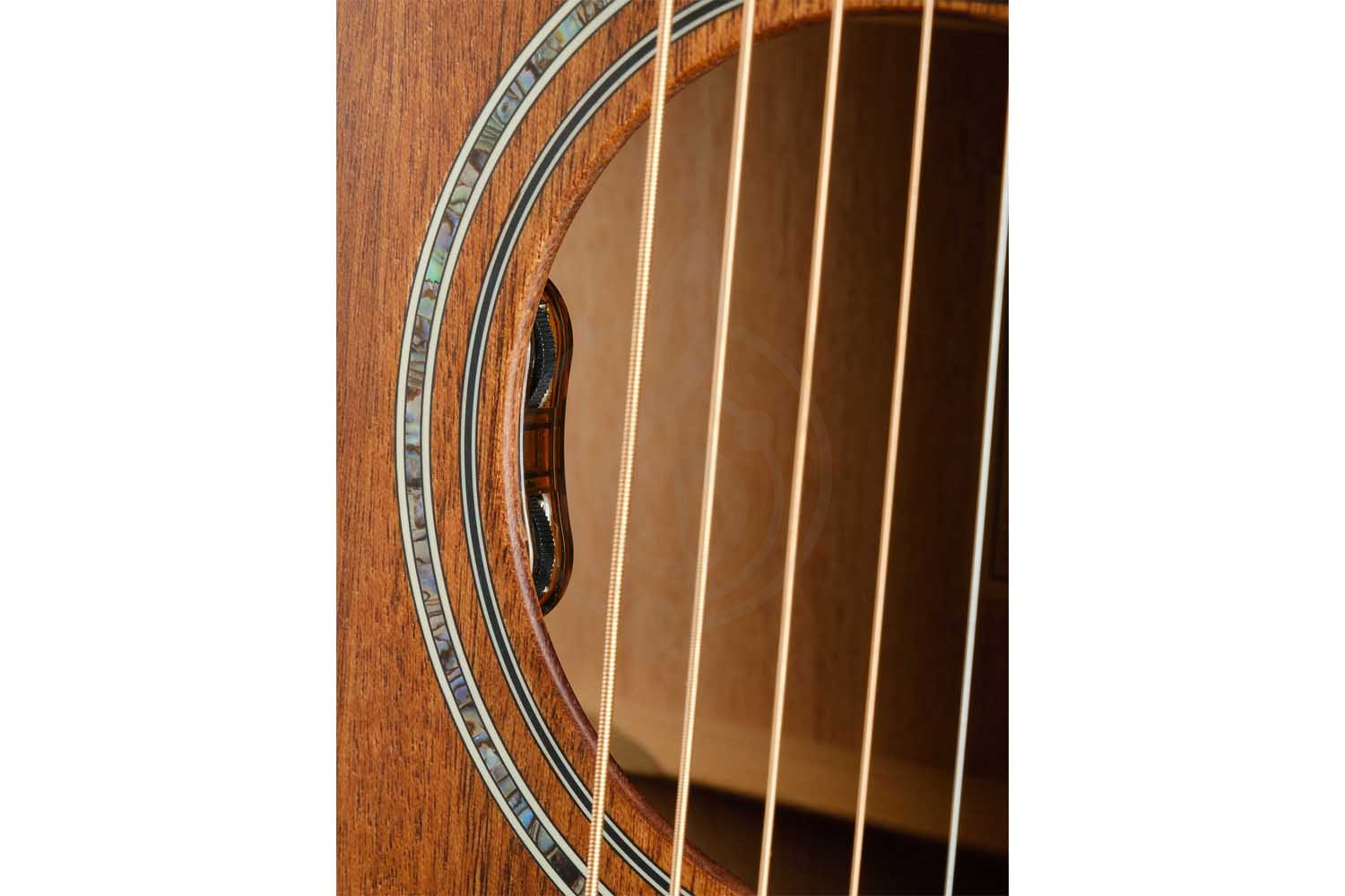 Электроакустическая гитара Cort L450CL-NS Luce Series - Электроакустическая гитара,  L450CL-NS Luce Series в магазине DominantaMusic - фото 