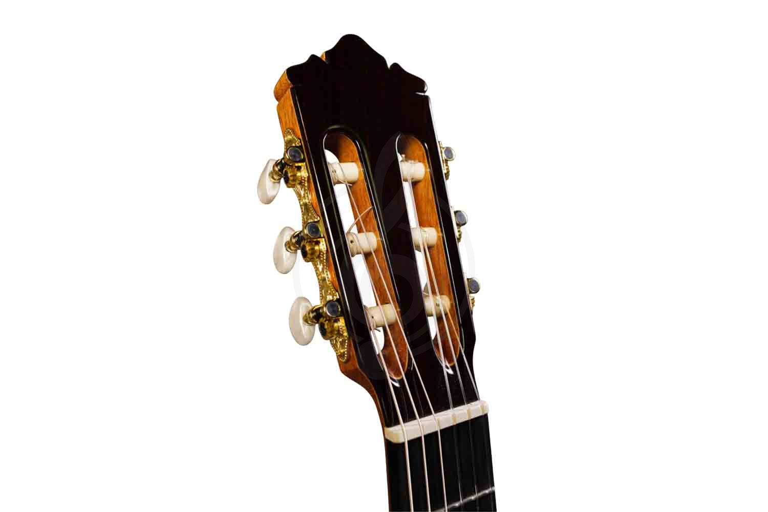 PEREZ 650 Cedar - Классическая гитара - фото 2 Классическая гитара 4/4 PEREZ 650 Cedar - Классическая гитара, 650 Cedar в магазине DominantaMusic - фото 2