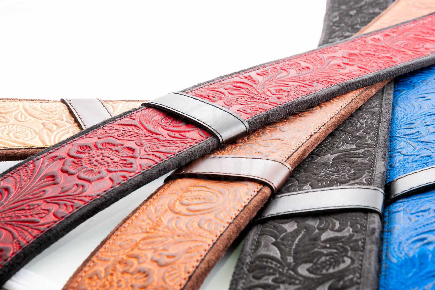 RightOn Straps Mojo Sandokan Red - Ремень для гитары - фото 2 Ремень для гитары RightOn Straps Mojo Sandokan Red - Ремень для гитары, Mojo Sandokan Red в магазине DominantaMusic - фото 2